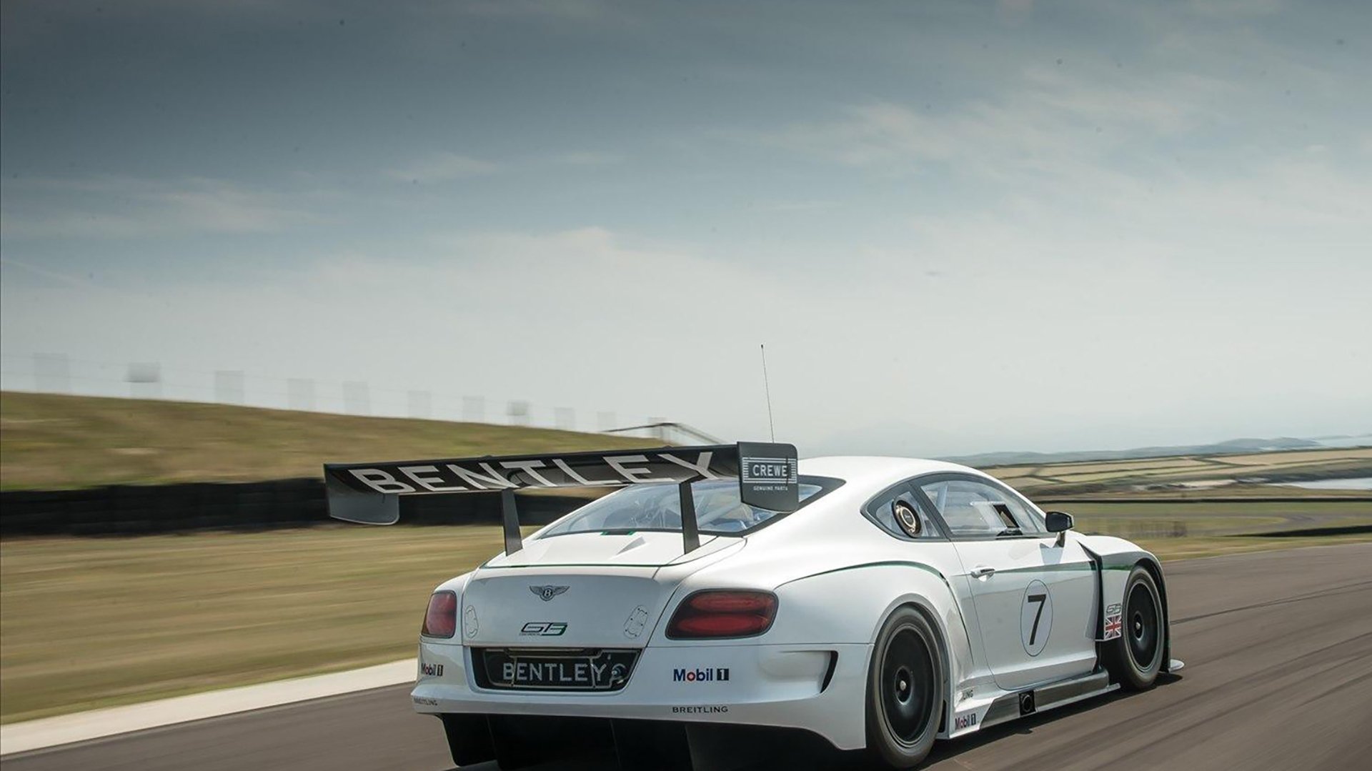 开云体育app入口-CBA联赛完善裁判判罚标准保障比赛公正性，cba使用的篮球裁判规则