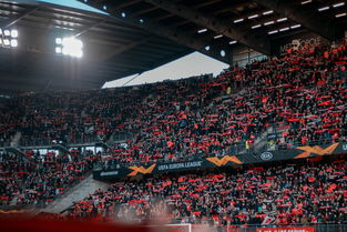 开云体育官网-体育场馆篮球租赁平台上线便利市民参与夜间训练，篮球场出租收费标准